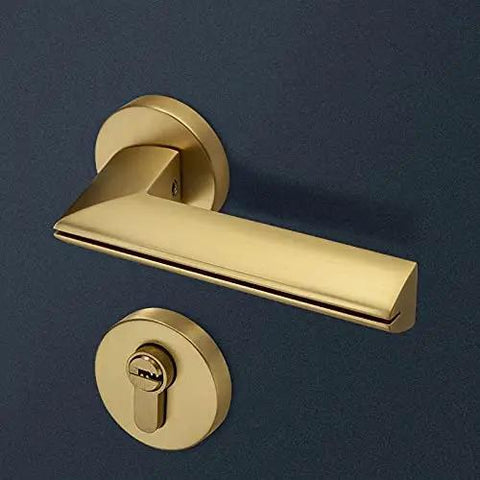 Rock Solid Heavy Duty Zinc Alloy Door Handles With Slick Electroplated Gold Finish For Interior Door Locks, showcasing a sleek design.