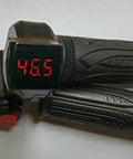 Slick Twist Throttle And Heavy Duty Rubber Grips For 24V 36V 48V Electric Bikes And Scooters with digital display.