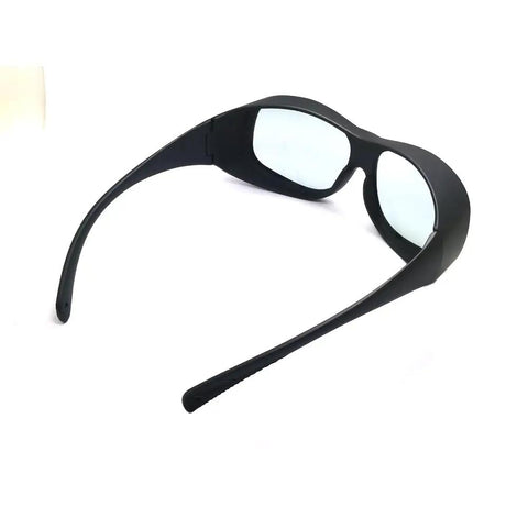 Top Shelf Heavy Duty Infrared Laser Safety Glasses Locking Down Your Sight During Holmium And Thulium Work 1900 To 3000Nm OD4 Protection side view of sleek black frame