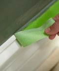 Hand peeling All Purpose Multi Surface Painter Tape With PaintBlock Tech For Crisp Lines, 1 Inch Wide, 0.94 In X 45 Yds, Green, Medium Adhesion off trim