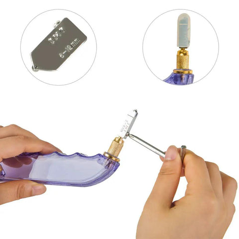 Professional Pistol Grip Oil Feed Glass Cutter With Tungsten Carbide Wheel stained glass cutting tool in hand, adjustable wheel size visible.