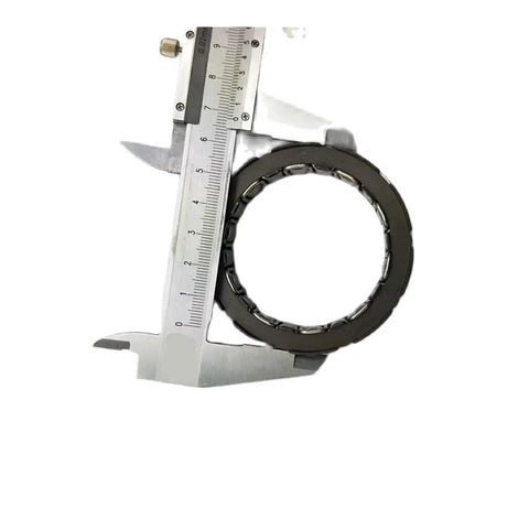 Heavy Duty One Way Clutch Gear Bearing Needle Assembly For Hs500 Hs700 showing 6.75cm diameter measurement with calipers.