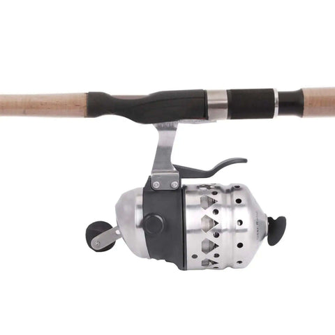 Durable Fishing Reel With 15Lb Line Capacity And Stainless Steel Metal Frame Six Plus One Bearings Switchable Left Or Right Hand Easy Hand Brake