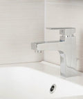 Single Handle Modern Bathroom Faucet In Polished Chrome With Brass Body And Zinc Alloy Handle, No-Fuss 1 Hole Mount
