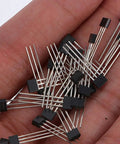 40 Piece High Accuracy Hall Effect Sensor Pack For Energy Monitoring And Motor Applications Alloy Material Industrial Grade Magnetic Sensing With Over 99 Percent Precision User Friendly Installation Versatile For Robotics Analytics And Production, 40 black sensors in hand