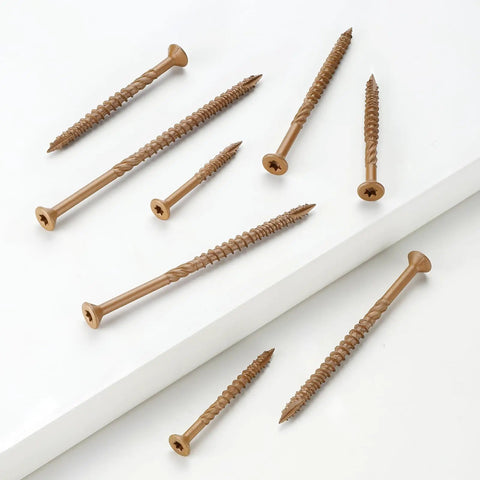 Freakin Strong Size 6 X 1 Inch Deck Screws 300 Piece Set With Torx Drive and Spiral Flutes on a white background.