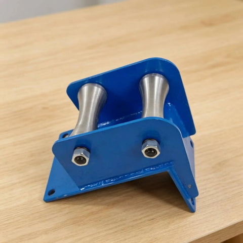 Industrial Grade Cable Pulley Roller Guide Assembly For Heavy Duty Routing On Assembly Lines Built Tough As Nails With Carbon Steel Construction Three Wheel Wellhead Tool Featuring 160 And 60 Mm Specs, blue carbon steel roller guide