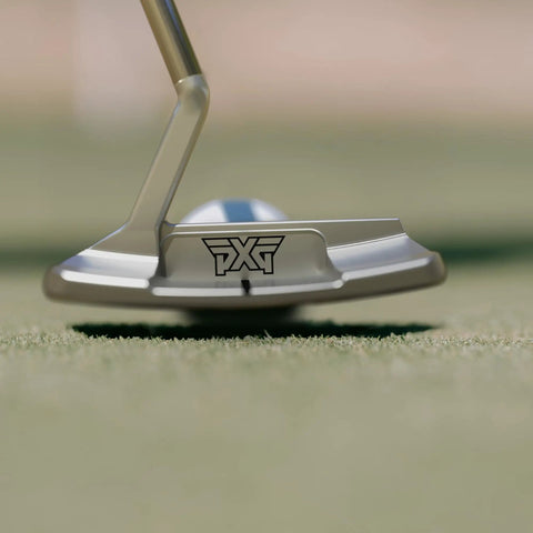 Close-up of Hellcat ZT Putter With Zero Torque Design Keeps Face Square 34 Inch Right Handed For Men Slant Grip on green