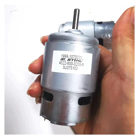 Heavy Duty DC Electric Starter Motor 12V 18V 24V Packed With Dual Ball Bearings And A 42mm Pinion Gear in hand