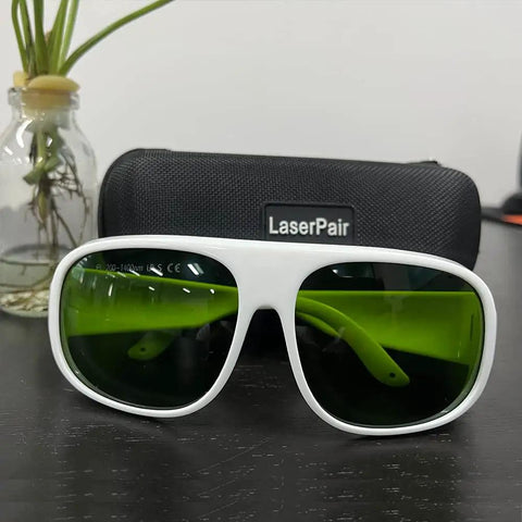 Real Deal Heavy Duty Laser Safety Glasses For Ipl Hair Removal And Salon Operators Featuring Full Coverage Eye Shield And Ultraviolet Blocking Protective Lens on black case