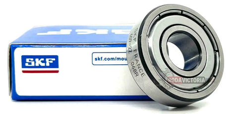 Single Row Deep Groove Ball Bearing 609ZZ Metric 9X24X7mm Featuring Dual Metal Shields on a blue SKF box