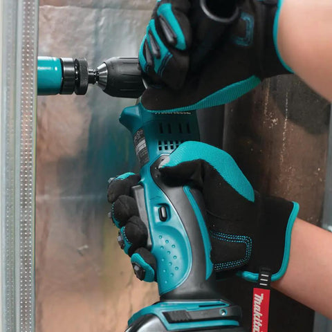 Using Cordless 18V 3/8 Inch Angle Drill with Variable Speed 0-1800 RPM, Keyless Chuck, in tight metal space