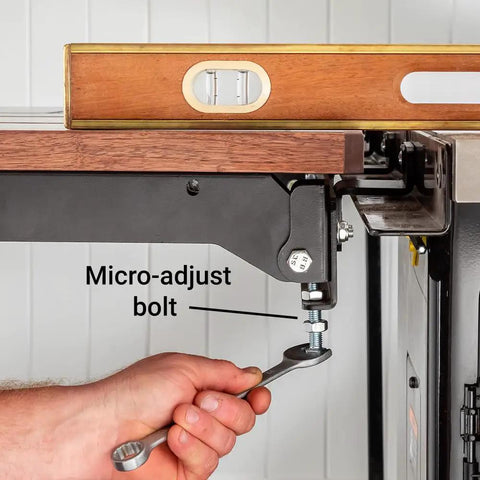 Adjusting height on Folding Table Saw Outfeed Kit With Adjustable Height Legs And Foldable Steel Frame For Easy Storage