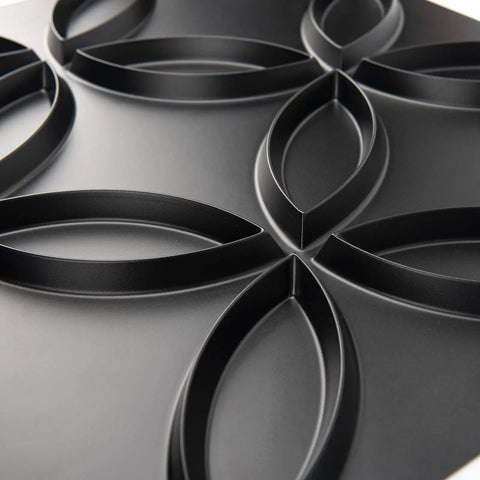 Close-up of Interlocking Circles 3D Wall Panel in Matte Black for Walls and Ceilings Waterproof and Fire Resistant Lightweight DIY Accent