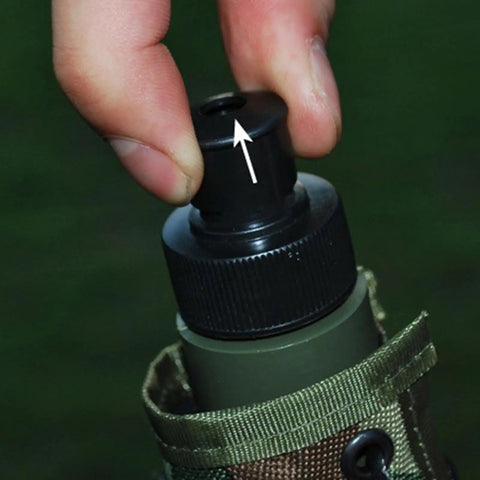 Close-up of Leakproof Outdoor Water Bottle With Oxford Cloth Canteen Large Capacity showing secure cap design, mess-free use