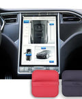 4 Pack Elastic Strap Screen Cleaning Pads With Soft Cloth Wipes For All Screens Including iPad iPhone MacBook Tablet Laptop TV Camera Color Mixed Super Handy For Travel And Everyday Use shown in front of car dashboard screen with red and navy pads