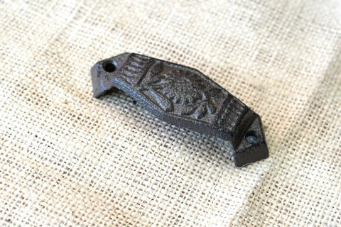 Top Notch Vintage Cast Iron Cup Pulls For Dresser Cabinet Bin Hardware Rustic Kitchen Remodeling Killer Handled Set Of Fifteen Pieces Heavy Duty Home Upgrade, detailed view of one handle.