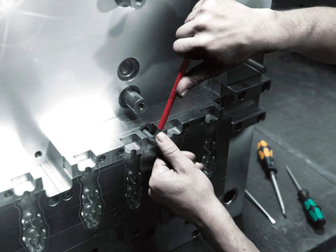 Person using Imperial Hex L-Key Set, 9-Piece Hex-Plus Multicolor L-Keys With Wear-Resistant Size Markings And BlackLaser Finish in workshop