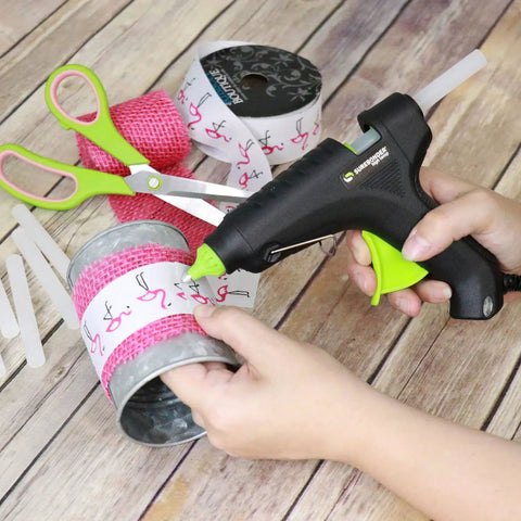 Using Full Size Hot Glue Sticks 50 Pack Clear Non Toxic Multi Temp 4 Inch By 0.43 Inch For Full Size Glue Guns DIY projects.