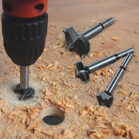 Pro Grade Forstner Drill Bit Eleven Sixteenth Inch 17.5mm YG8 Carbide 91HRA cutting clean hole in wood with shavings around