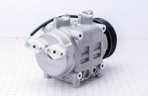 Direct Replacement A C Compressor For TM43 12V With 8 Groove Pulley Part 3300301 Heavy Duty Bus And Commercial Vehicle HVAC Compressor