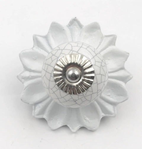 Heavy Duty White Decorative Metal Back Plate For Cabinets And Drawers with floral design and chrome knob.