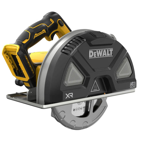 Heavy Duty 18 Volt Cordless Circular Saw Packs A Brushless Motor For Razor Sharp Metal Cutting and handle detail