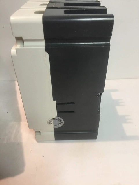 Pro Grade Heavy Duty Three Pole Panel Mount Type FD Molded Case Circuit Breaker side view, showing factory sealing and durable design.