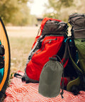 Green Emergency Blanket Set With Aluminum Thermal Rescue Blanket And Carry Bag for camping and hiking on picnic blanket with backpacks