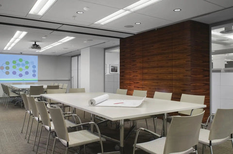 Dope Ceiling Motion Sensor With 360 Degree Coverage For Commercial Spaces PDT Dual Technology PIR And Microphonics Occupancy Sensor installed in modern conference room
