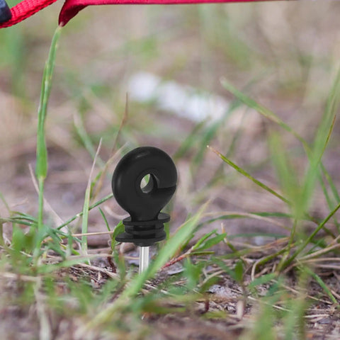 Heavy Duty Electric Fence Wire Insulators For Wood Posts With Socket Installation Tool Easy Plug And Play Holding Insulators For Cattle Made Of PP PE And Carbon Steel Black For Farm Use, black close-up on wire