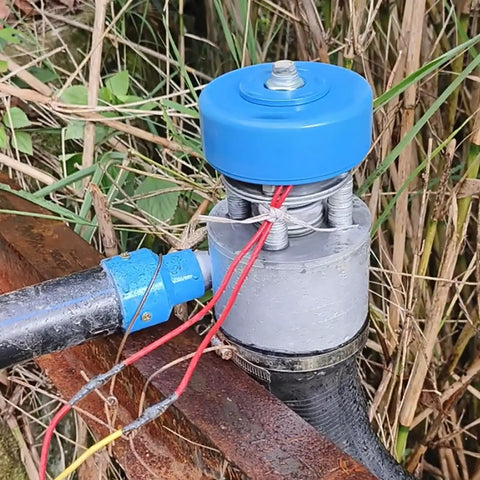 Portable 500W Micro Hydroelectric Generator For Outdoor Power Supply Off Grid Ready 110V/220V Water Turbine With Blue Connectors