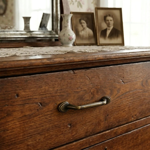 Snag This Top Shelf Set Of Six Vintage Style Cabinet Pulls Featuring A Warm Antique Bronze Finish And Reliable Three Quarter Inch Spacing For Easy Kitchen Or Closet Makeovers on oak drawer.