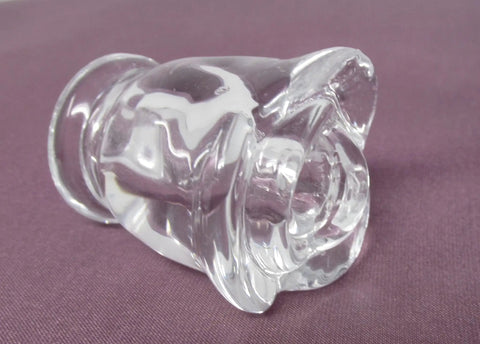 Solid glass rose cabinet knob in crystal clear design, perfect for kitchen drawers and furniture remodels. Snag These Fresh Solid Glass Rose Cabinet Knobs In Crystal Clear With Lead Free Construction And Hassle Free Mounting Hardware For Kitchen Drawers And Furniture Remodels.