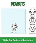 Microfiber cleaning cloth with Snoopy design, safe for glasses, smartphone screens, and camera lenses.