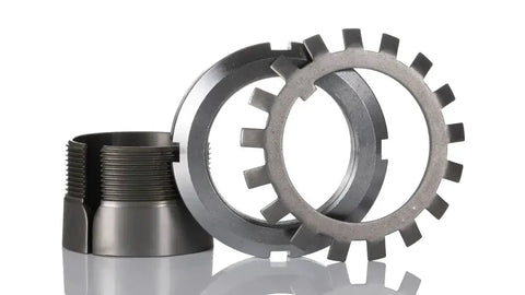 H3028 Bearing Adapter Sleeve with Lock Nut & Washer components including lock nut and washer.