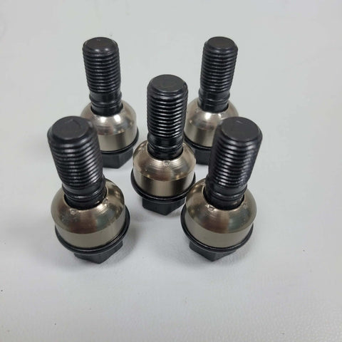 Parts NO# WHT006978 Wheel Bolt 5pack showing OEM replacement wheel bolts for 5-lug vehicles.